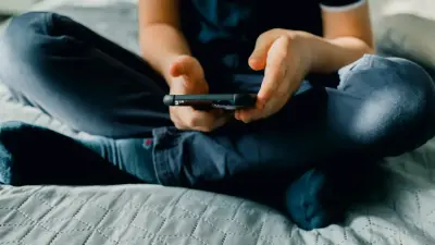 Подросток стал жертвой мошенника в популярной онлайн-игре в Туркестанской области