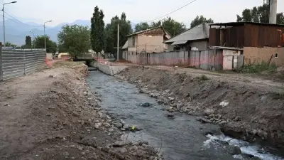 Смыв дамбы на реке Каргалы: когда завершат работы по расширению русла