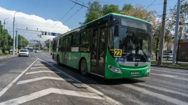 Проект BRT на Райымбека приостановили в Алматы: готовый участок пути могут демонтировать