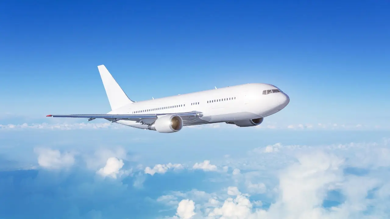 Два частных самолёта разбились близ Астаны: авиакомпаниям временно запретили работать