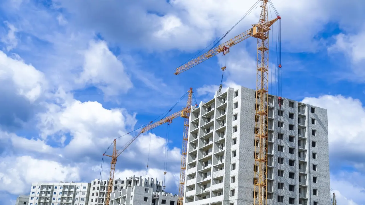 "Нет никаких документов". Почему акиматы заранее не предупреждают, у кого не нужно покупать квартиры