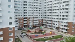 Семье девочки, лишившейся ног после ДТП, вручили сертификат на квартиру в Астане