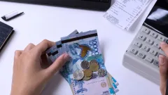 Когда введут единый платёж с зарплат сотрудников в Казахстане, ответили в МНЭ