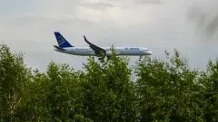 Вылетевший из Алматы самолёт вернулся обратно из-за плохой погоды