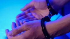 Угрожала и спаивала: жительницу Аягоза осудили за торговлю людьми