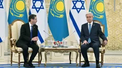 Президенты Казахстана и Израиля провели встречу в узком составе