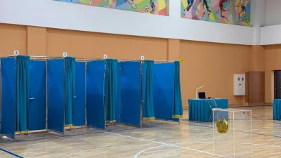 Коррупционеры не смогут входить в избирательные комиссии: парламент Казахстана принял закон о выборах