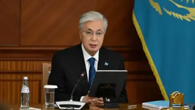 "Дело нужно делать, а не дрожать от страха". Президент Казахстана жёстко раскритиковал чиновников