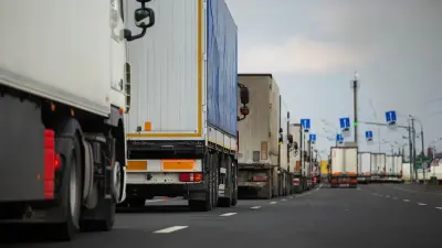 На границе Казахстана и России возможны очереди: водителей просят скорректировать маршрут