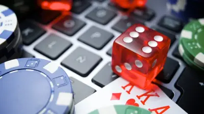 Оформляли карты на родных и дропперов из-за рубежа: организаторов двух онлайн-казино осудили в Алматы