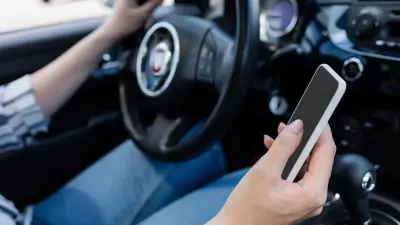 Ажиотаж в ЦОНах из-за номеров на авто: новую услугу обещают скоро запустить онлайн