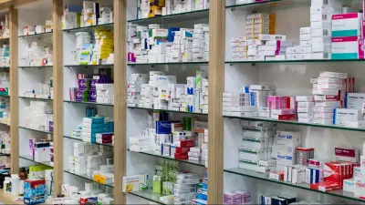 Бесплатные лекарства, выданные пациентам, продавали в аптеках Казахстана