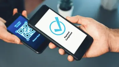 Могут ли магазины запретить оплату картой из-за единого QR-кода в Казахстане