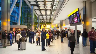 "Основная боль – это ОАЭ". Сколько казахстанцев на Ближнем Востоке получили помощь от туроператоров