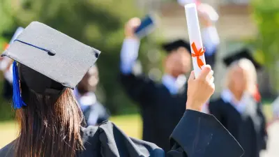 Процедуру признания дипломов, полученных в вузах Китая, Кореи и Японии, упростят в Казахстане