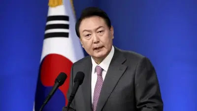 Суд во второй раз выдал ордер на арест бывшего президента Южной Кореи