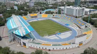 Сколько стадионов и футбольных площадок не хватает в Казахстане
