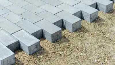 Мы ничего не скрывали – аким района Алматы, получивший выговор за вывоз брусчатки