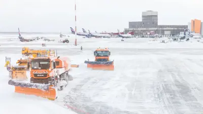 Низкое сцепление с полосой: рейсы задерживаются в аэропорту Атырау из-за плохой погоды