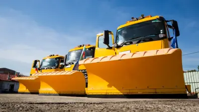 "Это будет катастрофой". Отменить запрет на движение самосвалов по дорогам общего пользования предложил депутат