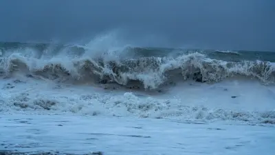 53 человека пропали без вести после крушения лодки в Ливии