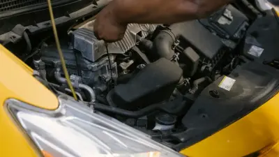 В каком случае можно бесплатно заменить бракованную деталь автомобиля в Казахстане