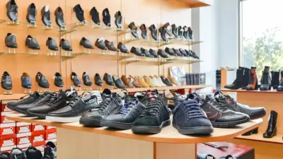 "Пока ситуация нехорошая". Контрабанда обуви продолжается, несмотря на обязательную маркировку в Казахстане