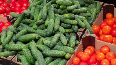 В правительстве снова отчитались о снижении цен на огурцы