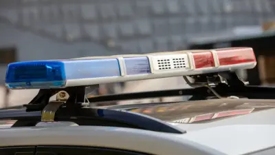 Снимал рекламу для своего ТОО: водителя оштрафовали в Лисаковске за незаконную установку спецсигналов