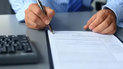 Ввести льготную ипотеку для мелких чиновников с зарплатой 180 тысяч тенге предложили в мажилисе