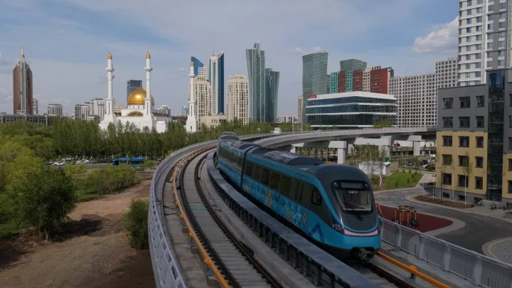 Cчитанные дни до запуска LRT: как выглядит транспорт будущего в Астане. Фоторепортаж Informburo.kz