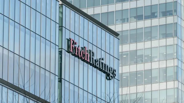 Стабильный прогноз: Fitch подтвердило суверенный кредитный рейтинг Казахстана