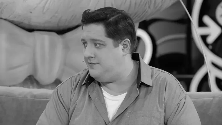 Умер российский актёр Роман Попов