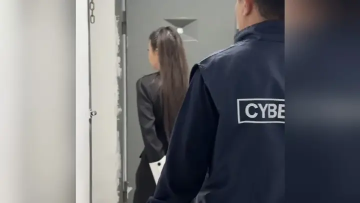 Популярного блогера задержали в Мангистауской области по делу о мошенничестве