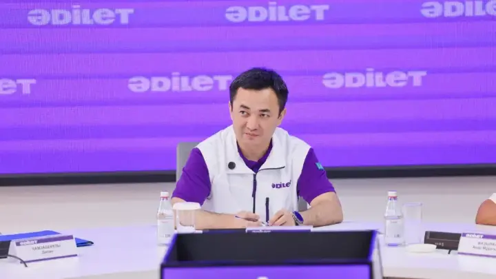 Айбек Дадебай возглавил Курултай Казахстана