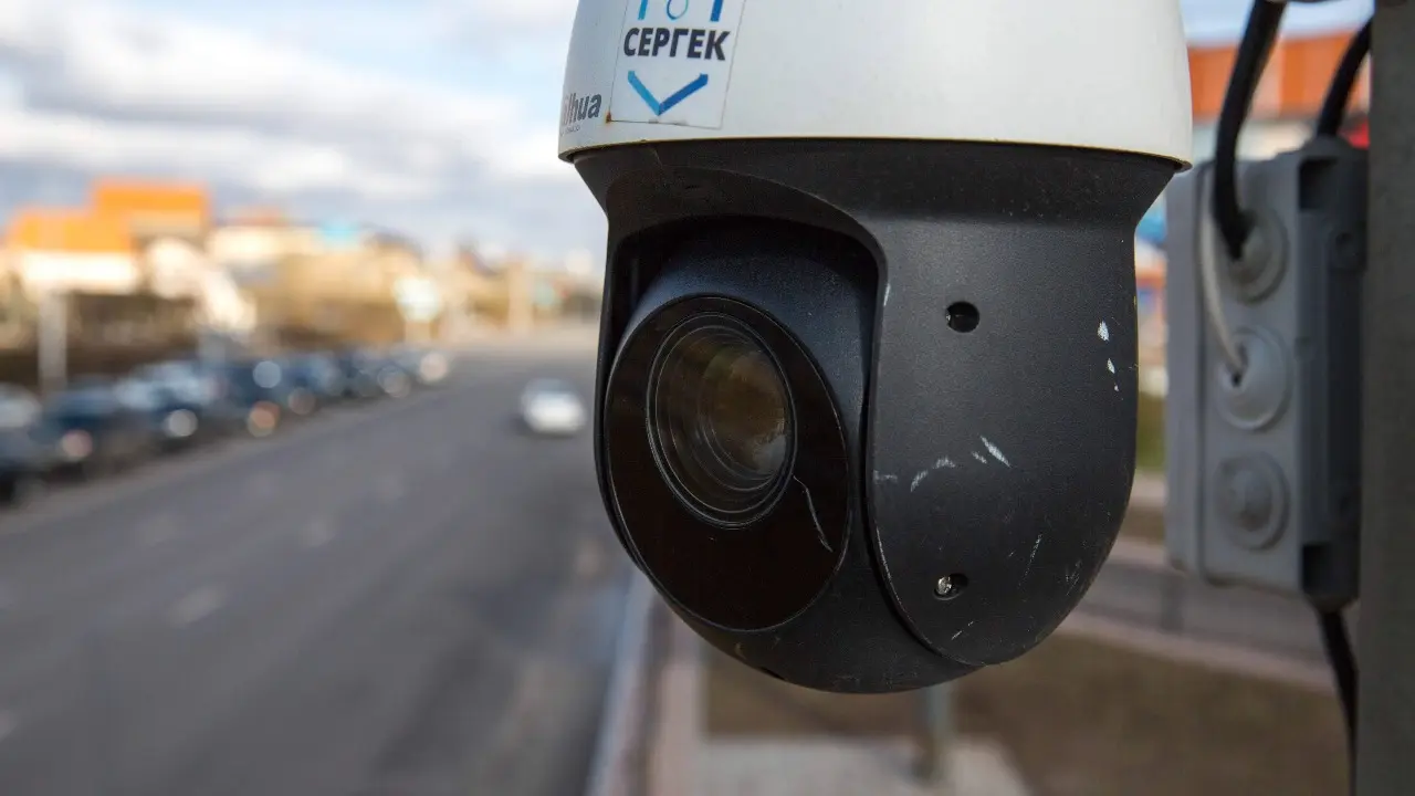 Камеры "Сергек" демонтировали в Костанае: компания обжаловала решение в суде