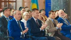 В Усть-Каменогорске открыли памятную доску к 30-летию АНК