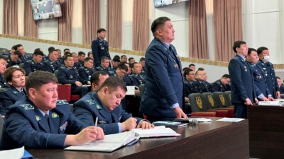 Генерал Мурат Кабденов: "Каждый день, приходя с работы, давайте себе оценку!"