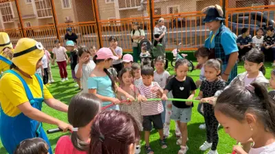Двойной праздник: новый двор в День города подарили жителям одного из домов в Астане