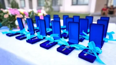 Шымкент: погорельцам вручили ключи от нового жилья