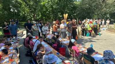 "Вместе сделаем район чище": Как в Алмалинском районе прошёл масштабный субботник