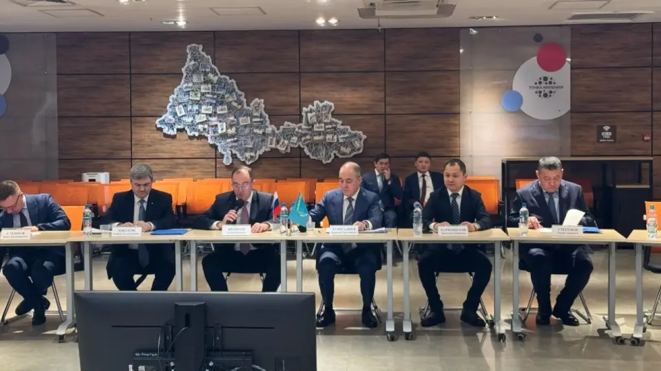 БҚО әкімі су тасқынына дайындық мәселелерін Ресей тарапымен талқылады