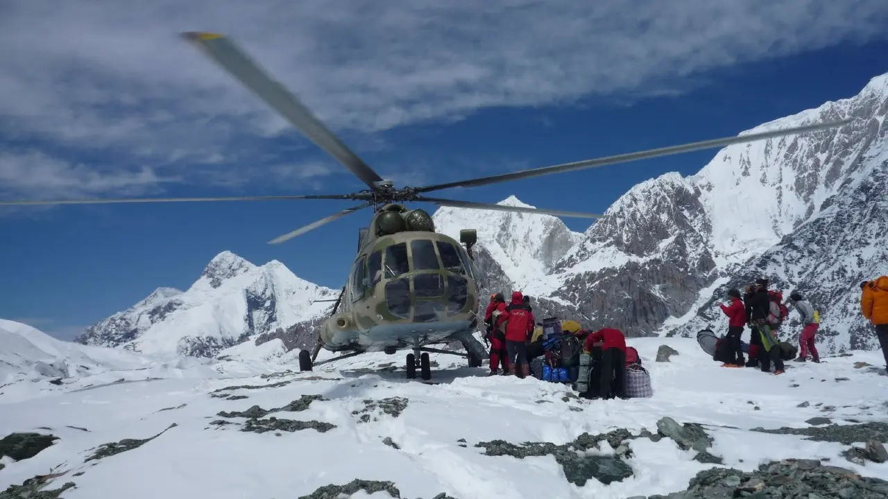 На пике Победы / Фото из архива Дмитрия Ермакова, 2011 год