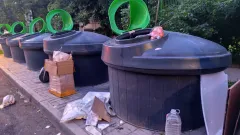 Новые контейнеры – старые привычки. Почему дворы Алматы продолжают тонуть в мусоре