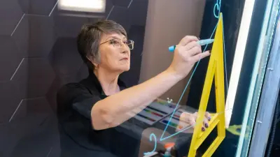 "Учителем надо быть хорошим или никаким": как проект Мектеп-OnLine меняет школьное образование