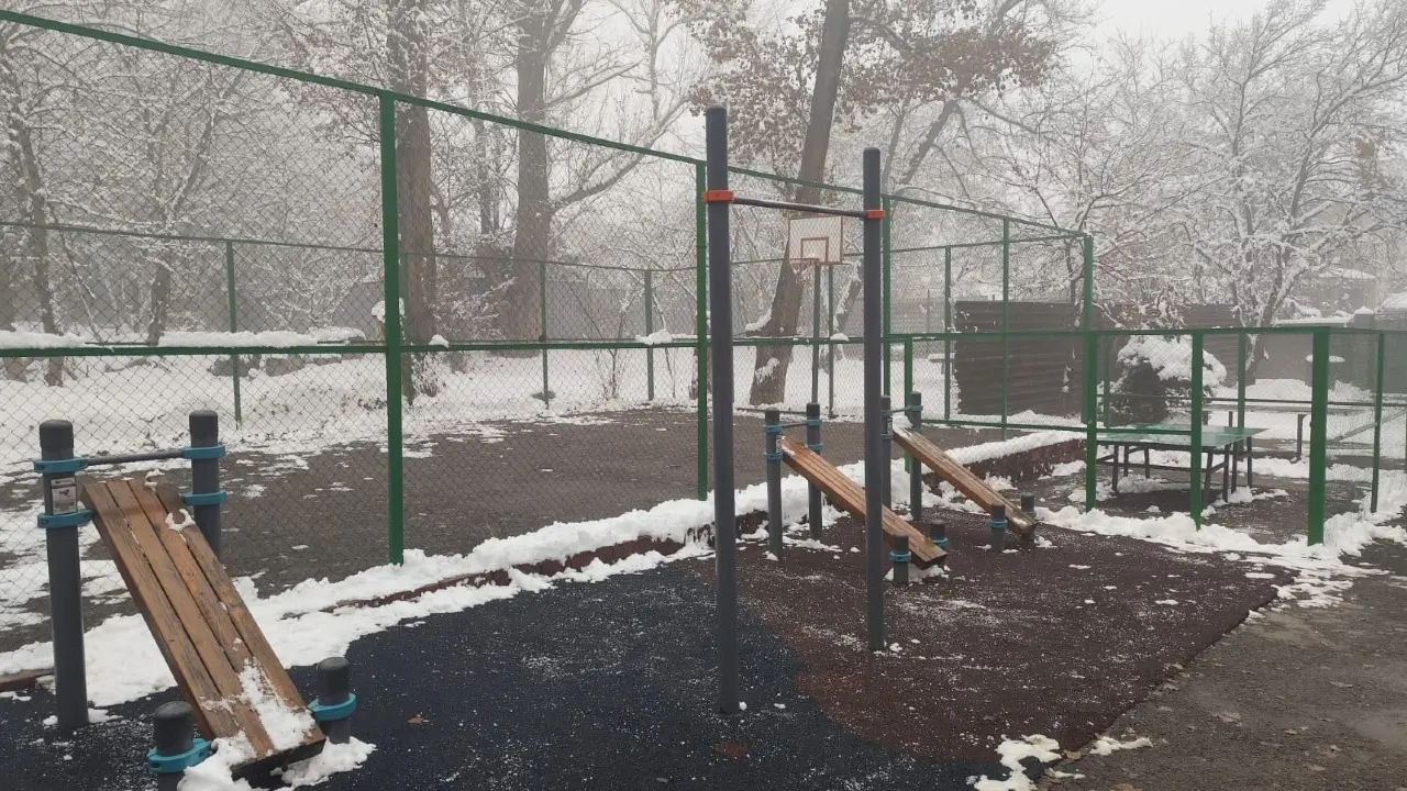 Быть или не быть спортивной площадке? / Фото Informburo.kz