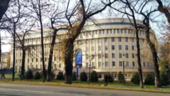 Студент первого курса выпал из окна университета в Алматы