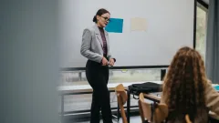 Бывшие полицейские и судьи смогут преподавать право в школах Казахстана