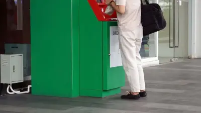 При пополнении карт на сумму более 500 тысяч тенге отправитель должен будет указывать свой ИИН