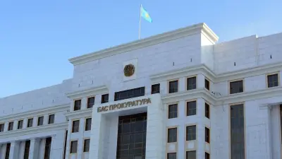 Встречи будущих юристов со школьниками, рейды по паркам: как выполняется поручение Токаева, рассказал генпрокурор